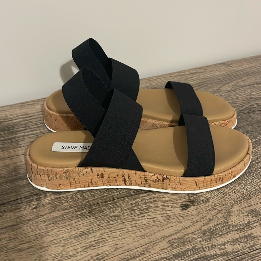 Steven Madden Sandals size 8 black